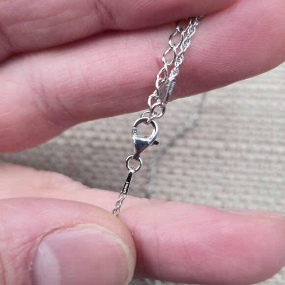 16+2 Inch Sterling Silver Key Cubic Zirconia Pendant Necklace A6323 - Picture 6 of 8